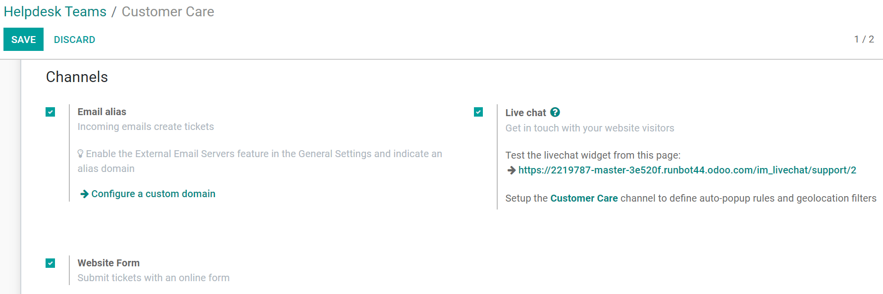 Vista de la página de ajustes de equipos de servicio de asistencia, con énfasis en las opciones de canales en la aplicación de Servicio de asistencia de Odoo